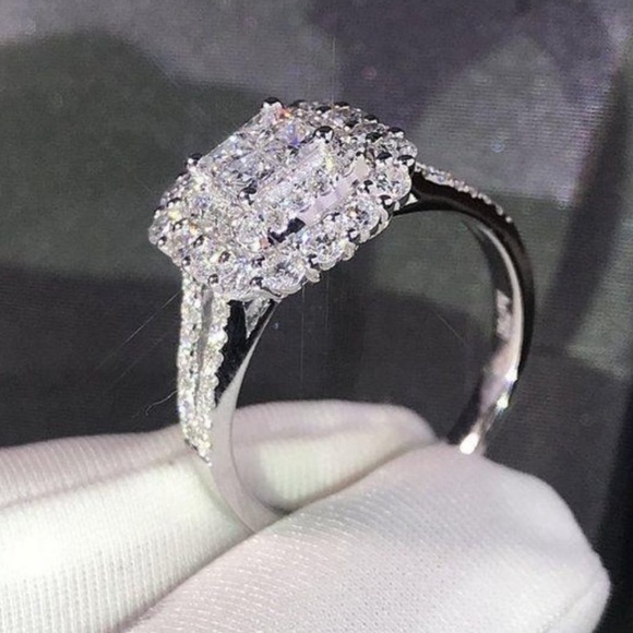 💍NEW 925 STERLING SILVER DIAMOND HALO SQUARE RING - Picture 4 of 6